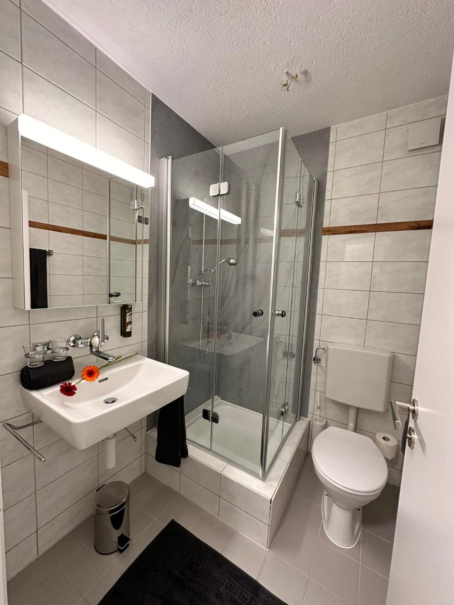Business Hotel Riverside Duggingen Luaran gambar